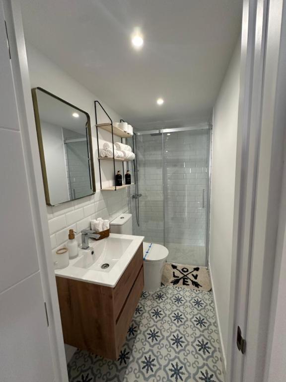 Apartamentos Urbanin II Plaza De San Pedro Cudillero Ngoại thất bức ảnh